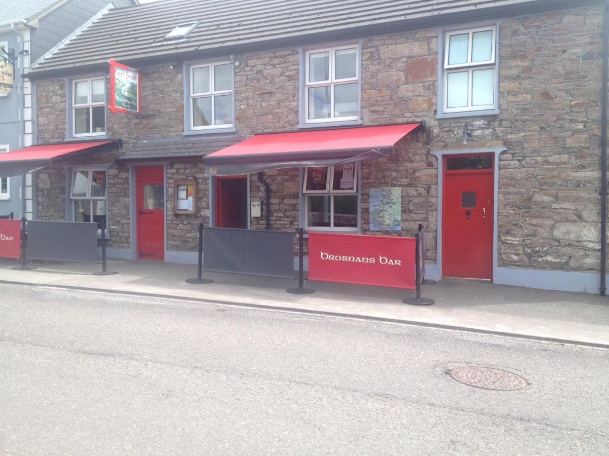 Teac Seain Bar & Bnb Anascaul Exterior foto